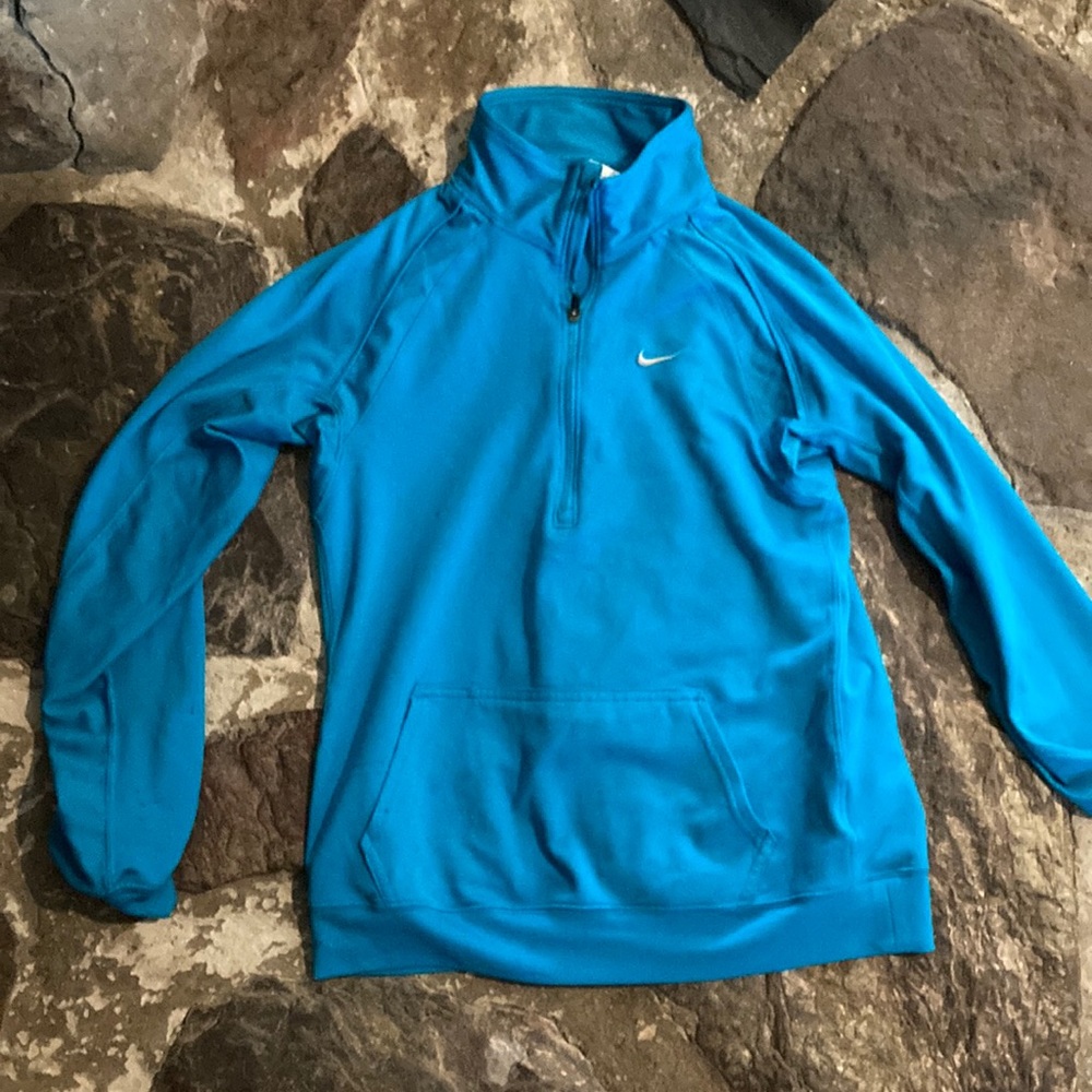 Thin Nike long sleeve half zip